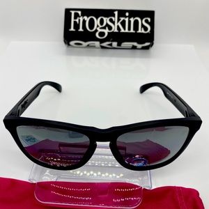 OAKLEY FROGSKIN SUNGLASSES POLARIZED
